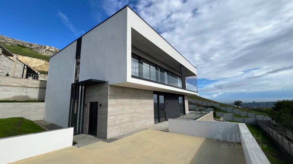 3-этажный дом, 428 м²
